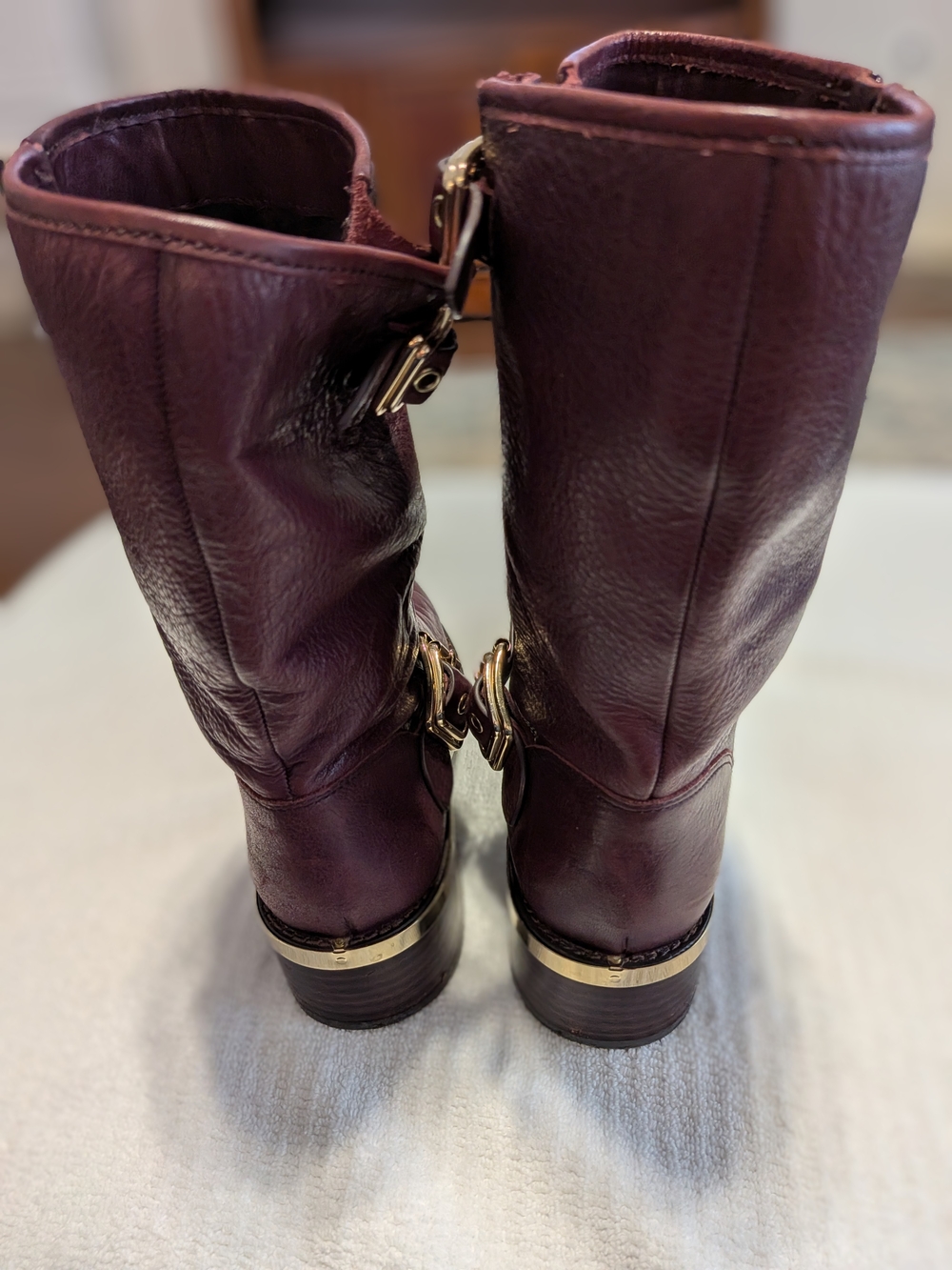 Vince Camuto VC Windy Burgundy Leather Moto Engineer Boots Size 9 - Picture 8 of 10